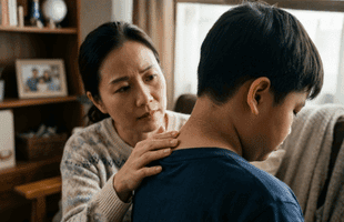 孩子脖子黑黑洗不掉？認識兒童黑色棘皮症與胰島素阻抗